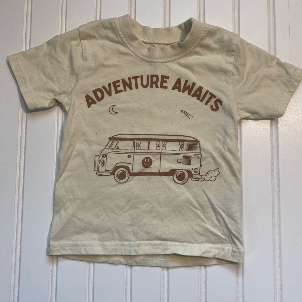 AvaGrace & Milo Small Shop Tee